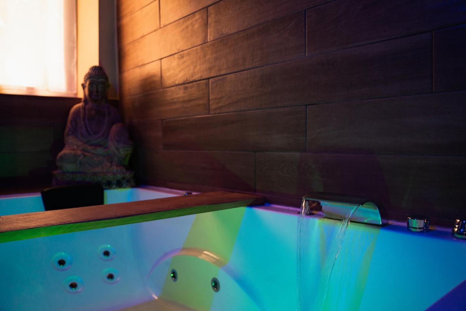 Le Balneo Jacuzzi Vieil Antibes Safranier Apartment Екстериор снимка