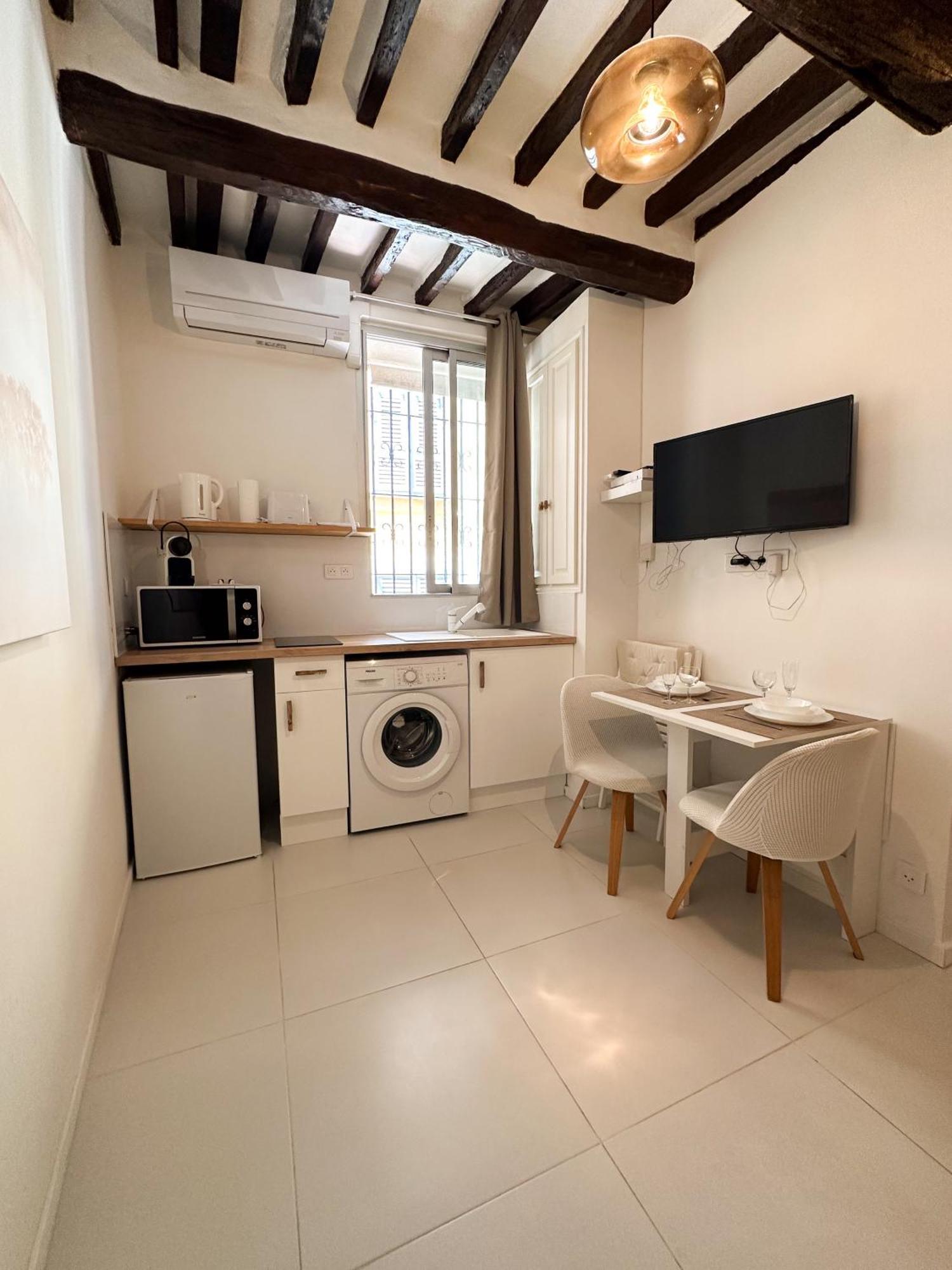 Le Balneo Jacuzzi Vieil Antibes Safranier Apartment Екстериор снимка